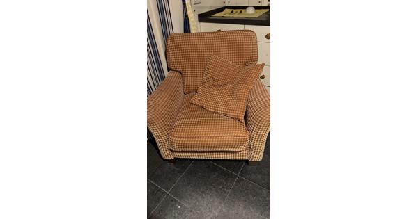 2 comfortbele stoelen