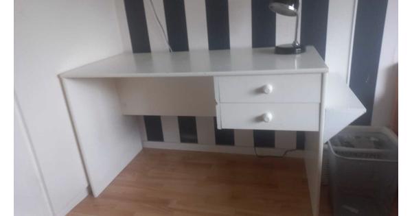 bureau voor studie of hobby