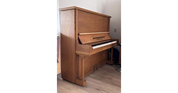 Concert Piano met demp-systeem