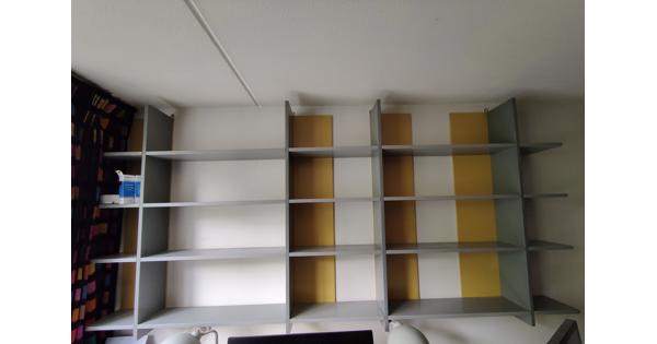 brede boekenkast 224x118x18