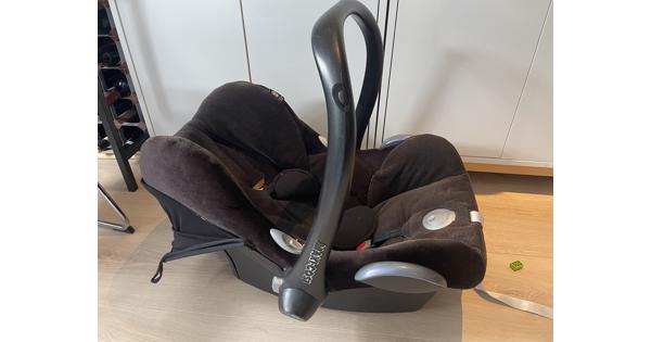 Maxi Cosi met babyverkleiner