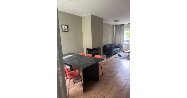 Eet tafel zwart marrmer look 