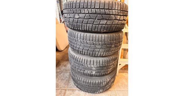 BMW Wimterbanden met aluminium velgen 