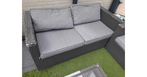 Loungeset, 2 fauteuils 1 tafel 1 bank