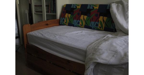 Bedbank met onderschijf bed