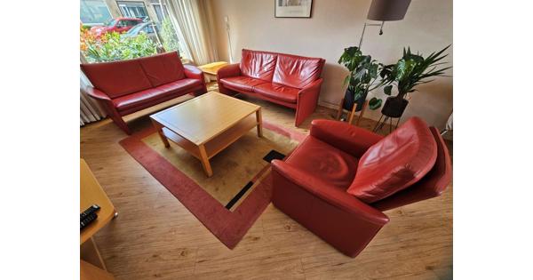 Antipode 2-zits, 2.5 zits bank en fauteuil, leer.