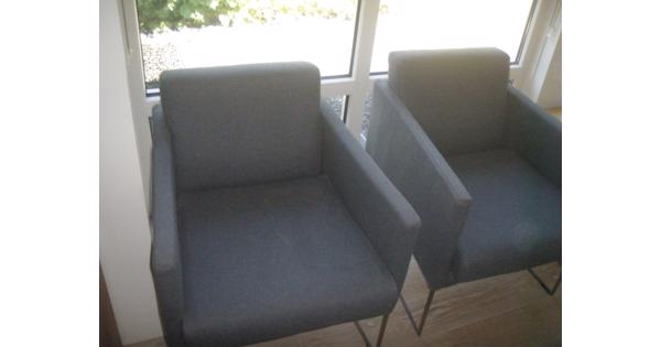 3 zits bank, 2 stoelen em ligbank