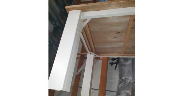 Mooie houten eettafel 