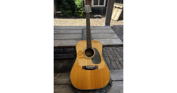 oude gitaar