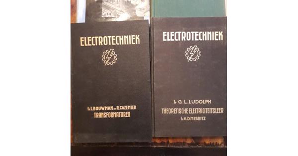 Oude leerboeken electronica/electra/luchtvaart etc