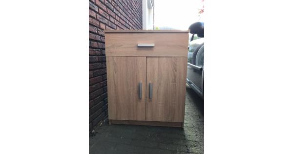 Kastje met lade