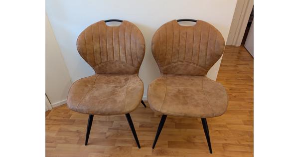2 Cognac kleur eettafel stoelen