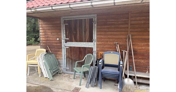 Diversen plastic stoelen 