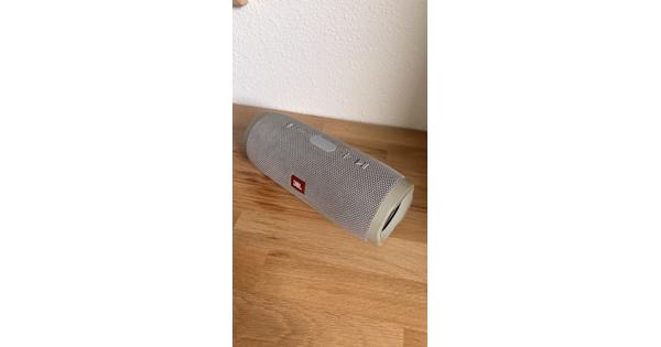 JBL Charge 3