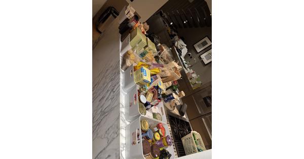 Ivm emigratie moet alles weg wat niet mee kan 