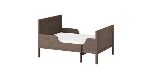 Ikea meegroei-bed, donkerbruin. Inclusief lattenbodem en evt meegroei-matras. 