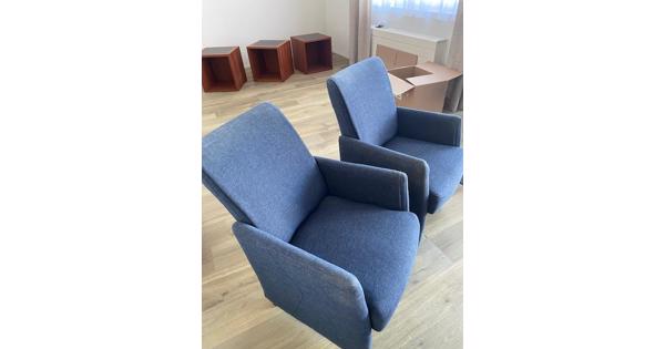 2 Blauwe Fauteuils