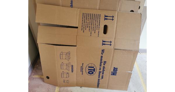ca. 30 verhuisdozen / moving boxes Gratis / for free