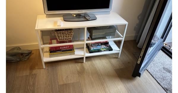 TV meubel wit metaal en glas