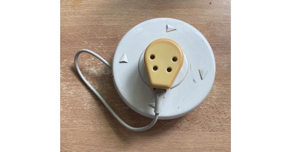 Wit verlengsnoer telefoon (merk Ericsson).
