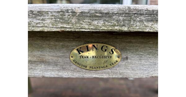 Teakhouten tuintafel goede staat