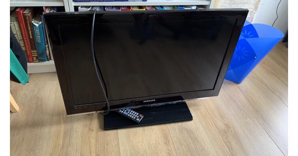 Samsung 32” TV