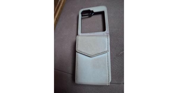 3 verschillende hoesjes Galaxy Z Flip6 