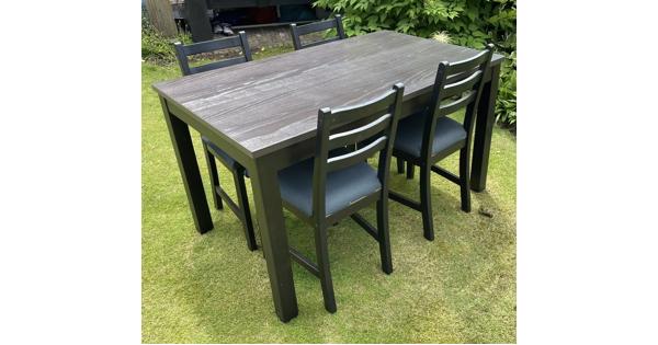 Eethoek met 4 stoelen