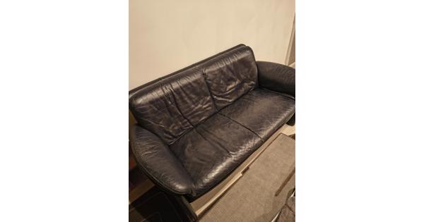 Nog mooie DONKERblauwe tweezitsbank