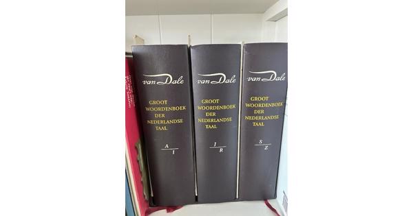 Woordenboek De Grote van Dale: 3 delen van A tot Z uit 1990