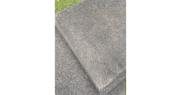 Antraciet betonnen tuintegels 