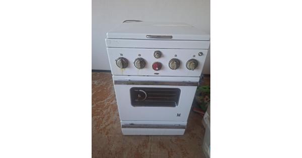 Oudijzer: Etna gasfornuis