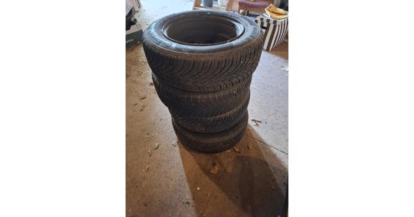 4 winterbanden 195/65R15T