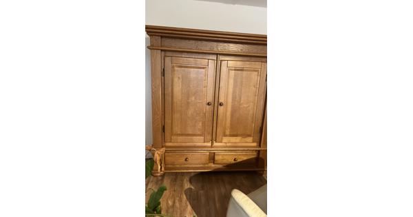 honingeiken boekenkast