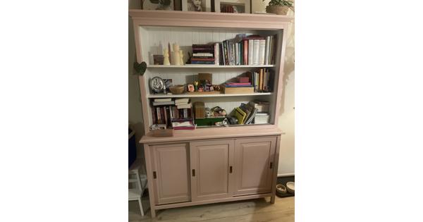 Incomplete maar solide kast