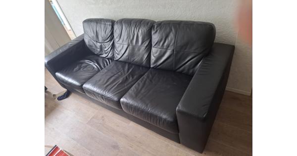 Leren driezitsbank