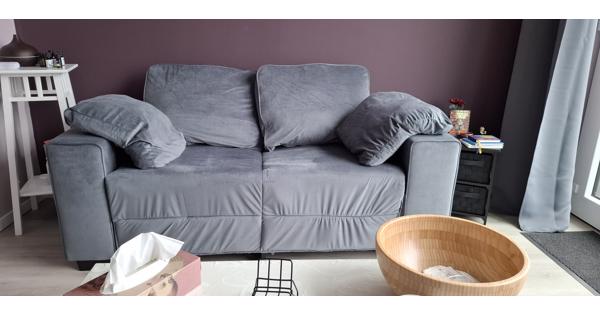 Loveseat bank gratis 