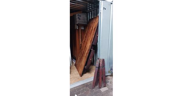 Houten koloniale tafel