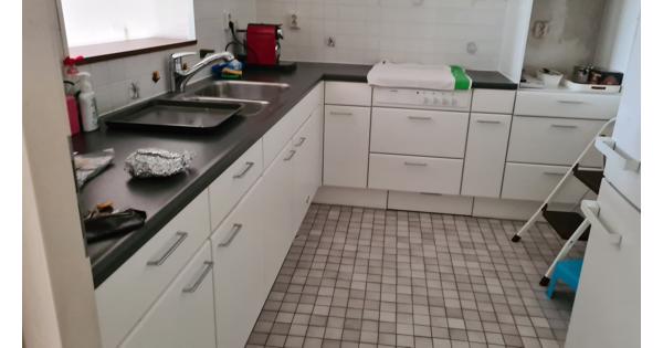 Witte Bruynzeel Keuken