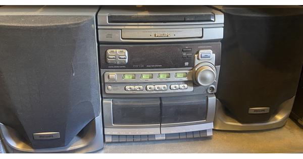 Hifi Stereo systeem met radio, CD en 2x cassette