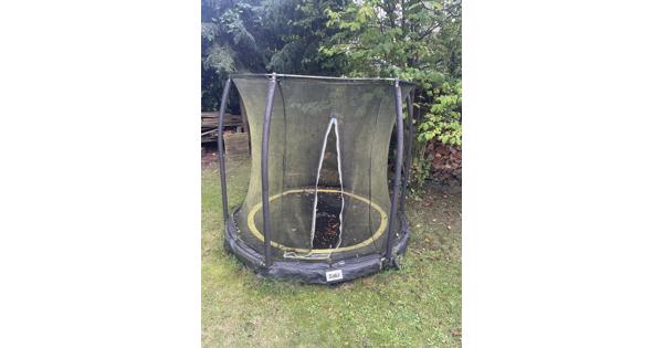Salta inground trampoline