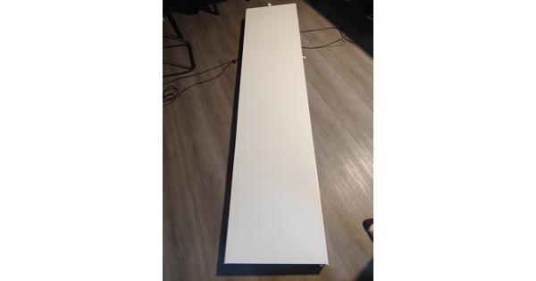 Vertical radiator