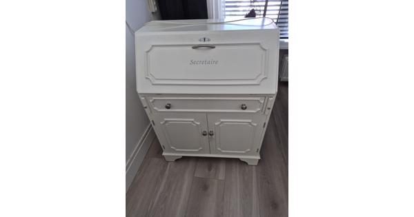 Secretaire