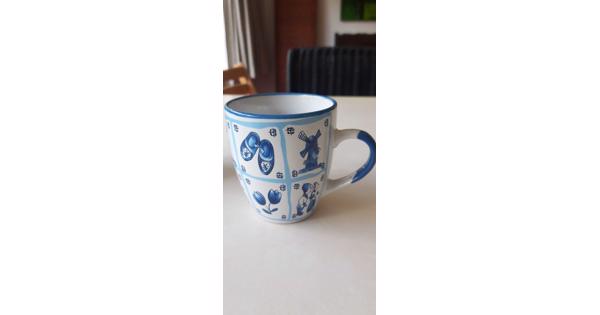 Theebekers (10 stuks) met delftsblauw motief 