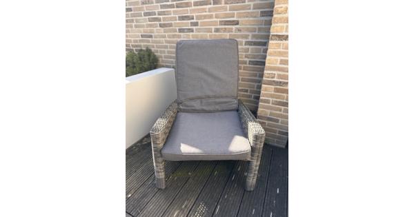 3 Zitsbank en Ligstoel