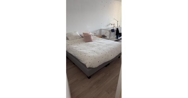 Boxspring 180x200 cm (zonder matras)