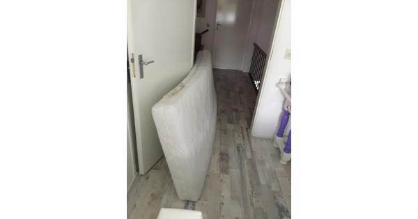 Matras 90cm bij 2 meter