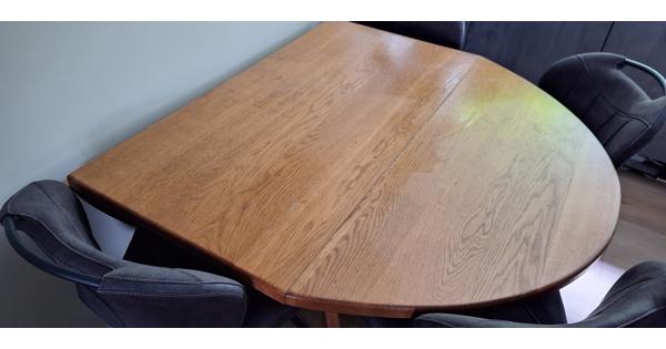 Eikenhouten eettafel balpoot/hangoor flexibel neer te zetten
