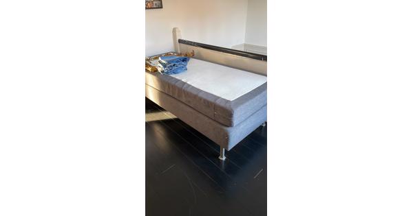 1 persoonsbed met boxspring 