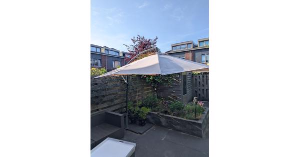 Zweef Parasol vierkant 3x3m
